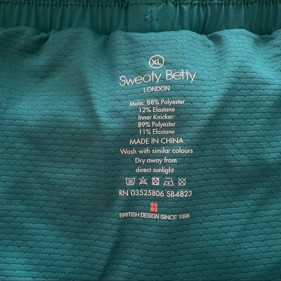 Sweaty Betty Interval Run Shorts in Dark Lake Blue XL - Picture 4 of 8